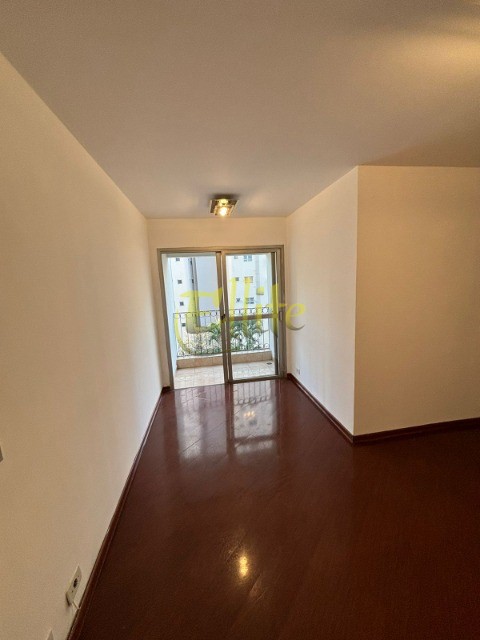 Apartamento à venda e aluguel com 2 quartos, 68m² - Foto 1