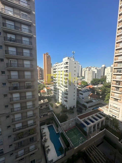 Apartamento para alugar com 1 quarto, 36m² - Foto 11