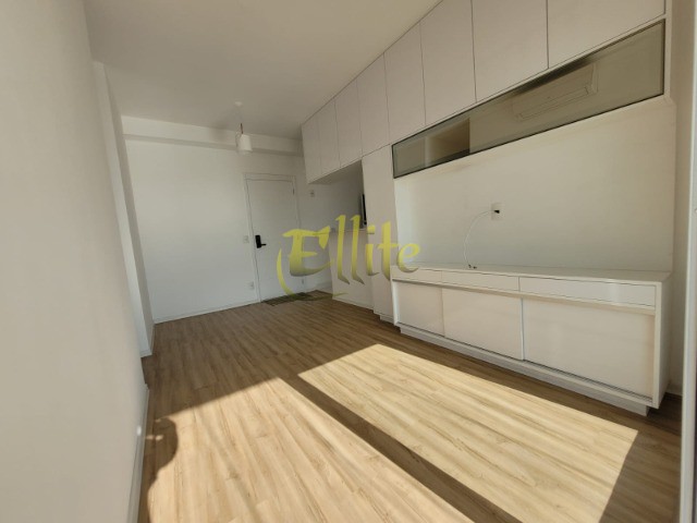 Apartamento para alugar com 2 quartos, 68m² - Foto 9