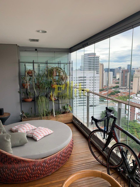 Apartamento para alugar com 2 quartos, 182m² - Foto 5