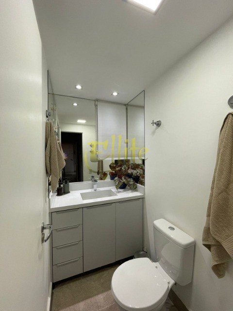 Apartamento para alugar com 3 quartos, 110m² - Foto 11