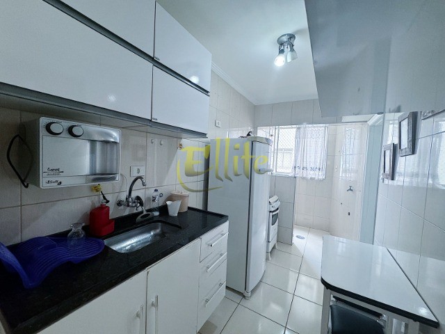 Apartamento para alugar com 2 quartos, 76m² - Foto 3