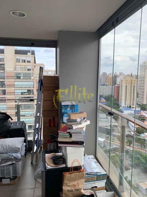 Apartamento para alugar com 2 quartos, 182m² - Foto 12