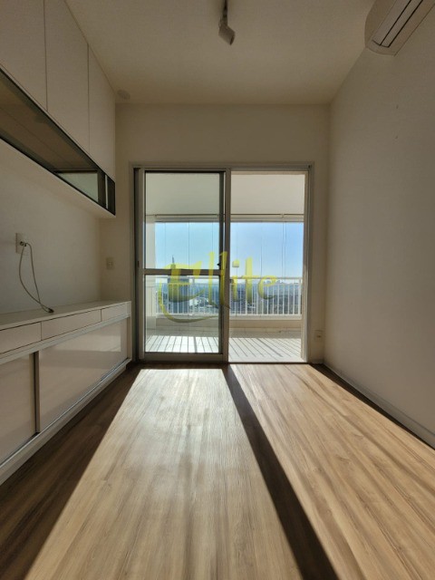 Apartamento para alugar com 2 quartos, 68m² - Foto 3