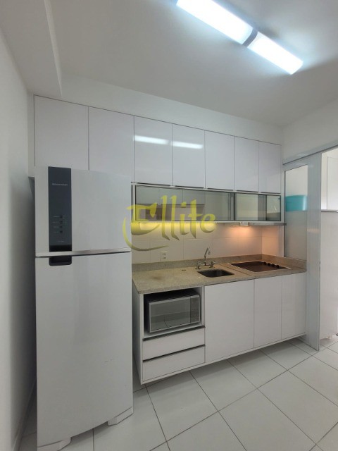 Apartamento para alugar com 2 quartos, 68m² - Foto 15