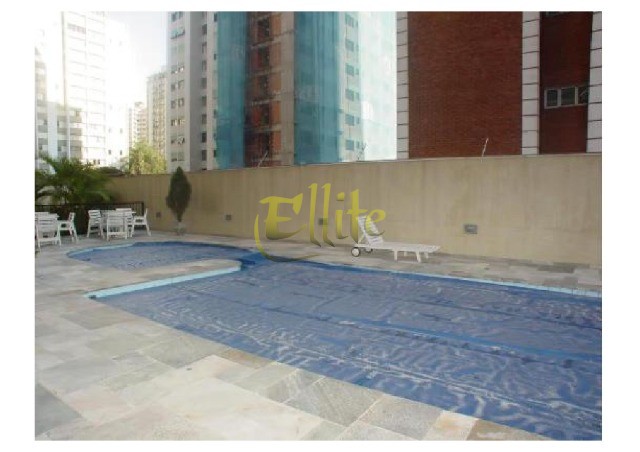 Apartamento para alugar com 3 quartos, 127m² - Foto 13