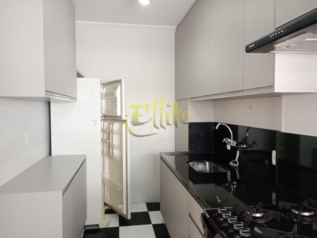 Apartamento para alugar com 2 quartos, 89m² - Foto 12