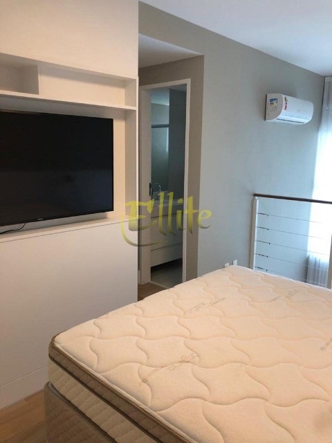 Apartamento para alugar com 1 quarto, 45m² - Foto 11