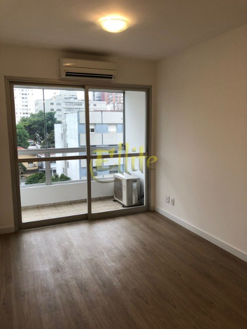 Apartamento para alugar com 2 quartos, 80m² - Foto 2