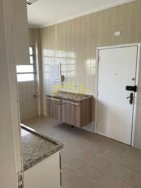 Apartamento para alugar com 3 quartos, 160m² - Foto 8