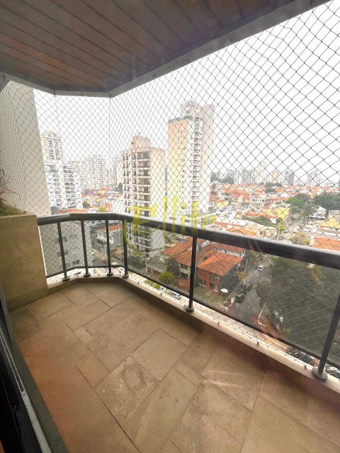 Apartamento para alugar com 3 quartos, 120m² - Foto 21