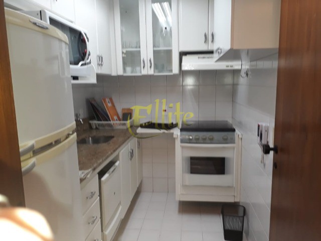 Apartamento para alugar com 1 quarto, 65m² - Foto 8