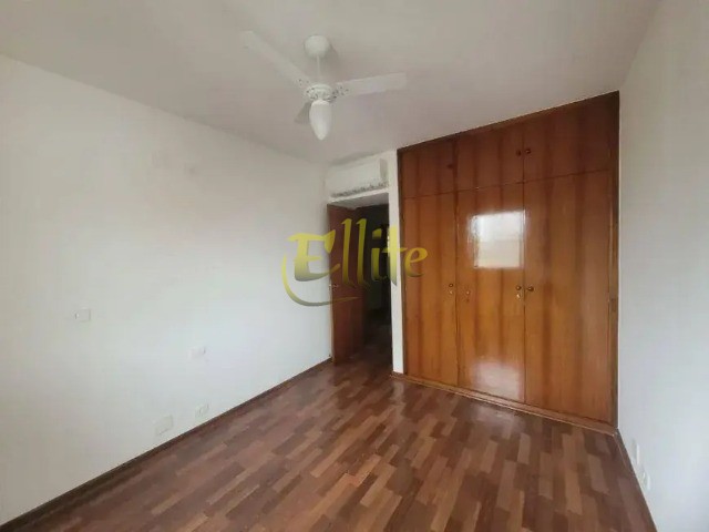 Apartamento para alugar com 3 quartos, 127m² - Foto 8