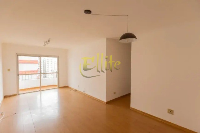 Apartamento para alugar com 2 quartos, 75m² - Foto 1