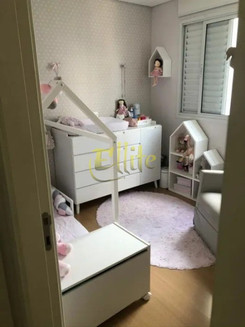 Apartamento para alugar com 2 quartos, 65m² - Foto 13