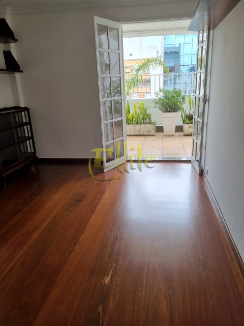 Apartamento para alugar com 2 quartos, 115m² - Foto 2