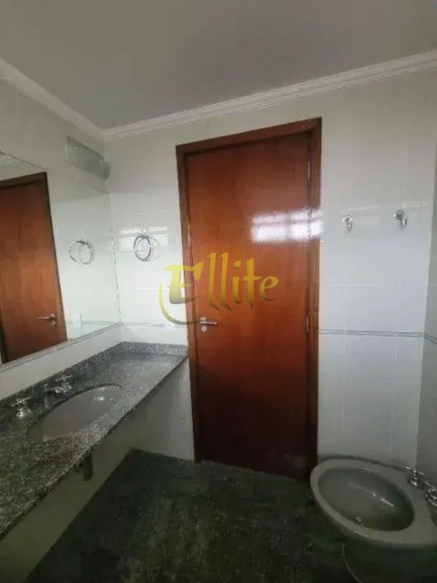 Apartamento para alugar com 3 quartos, 127m² - Foto 10