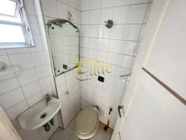 Apartamento para alugar com 3 quartos, 165m² - Foto 13