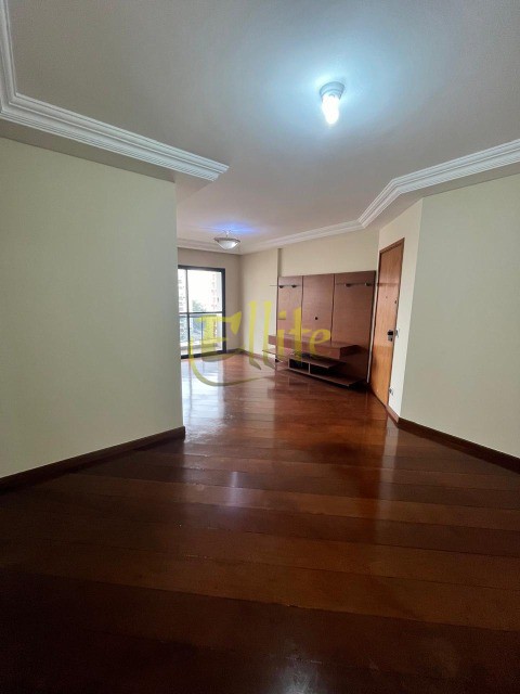 Apartamento para alugar com 3 quartos, 120m² - Foto 3