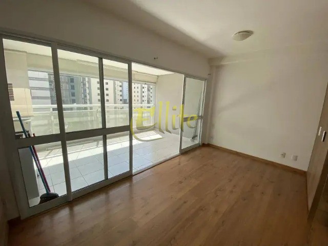 Apartamento para alugar com 1 quarto, 40m² - Foto 4