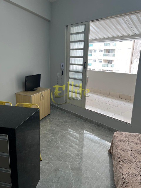 Apartamento para alugar com 1 quarto, 40m² - Foto 12