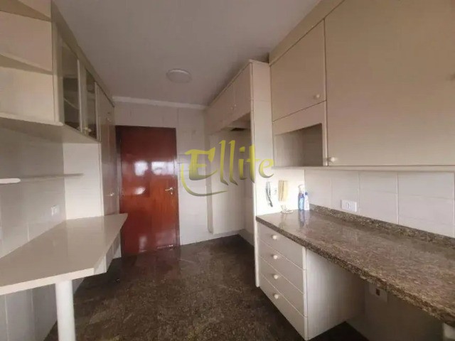 Apartamento para alugar com 3 quartos, 127m² - Foto 4