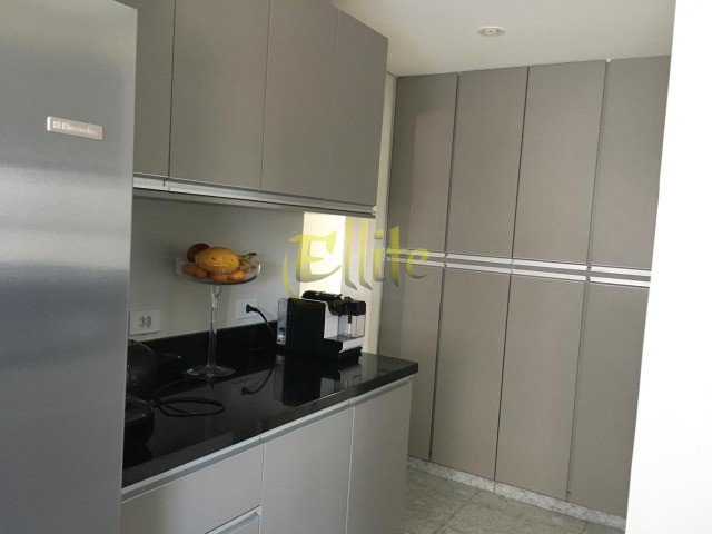 Apartamento à venda e aluguel com 4 quartos, 250m² - Foto 12