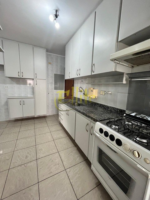 Apartamento para alugar com 3 quartos, 120m² - Foto 5