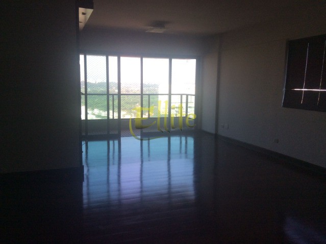 Apartamento, 3 quartos, 140 m² - Foto 2