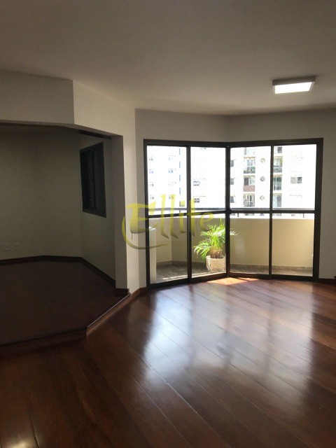 Apartamento, 3 quartos, 137 m² - Foto 2