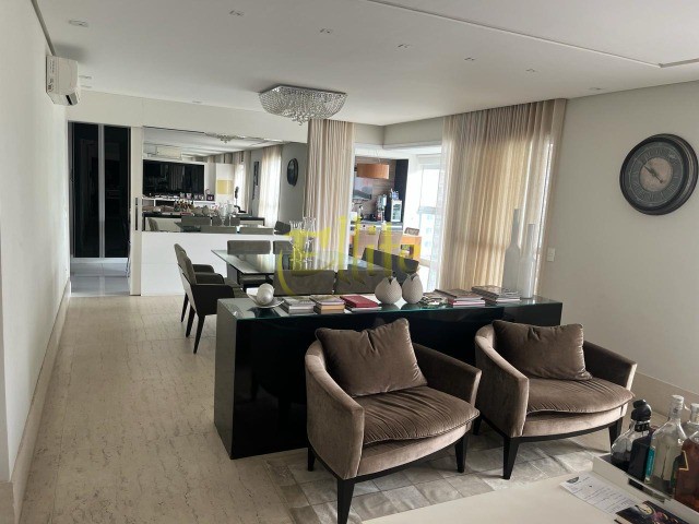 Apartamento, 3 quartos, 210 m² - Foto 4
