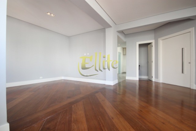 Apartamento, 3 quartos, 244 m² - Foto 2