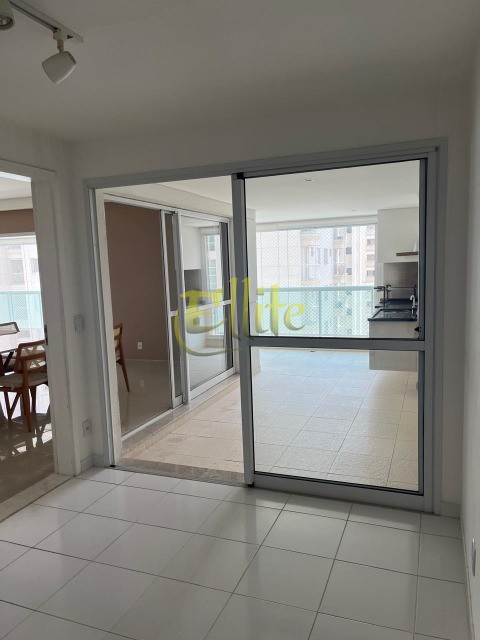 Apartamento, 4 quartos, 235 m² - Foto 2