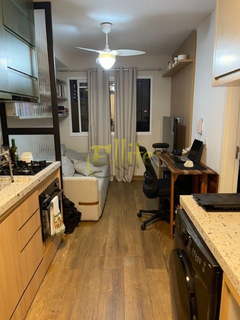 Apartamento, 1 quarto, 28 m² - Foto 2