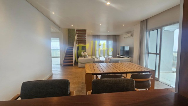 Cobertura, 3 quartos, 262 m² - Foto 9