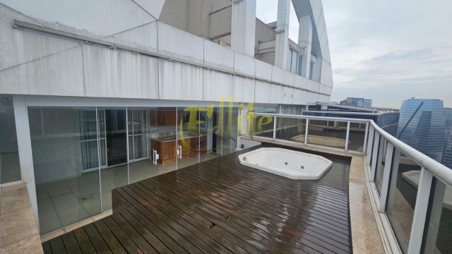 Cobertura, 3 quartos, 262 m² - Foto 31
