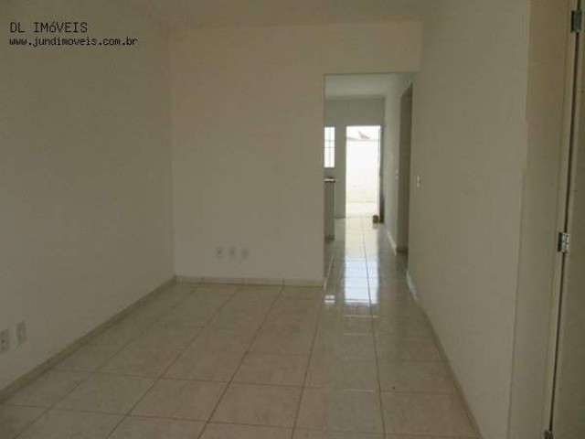 Casa à venda com 3 quartos, 165m² - Foto 3