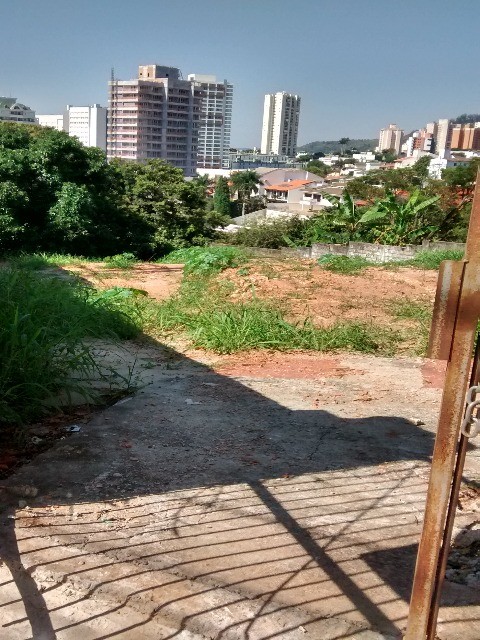 Terreno à venda, 904m² - Foto 1