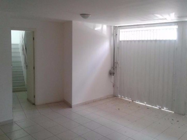 Casa de Condomínio à venda com 3 quartos, 300m² - Foto 10