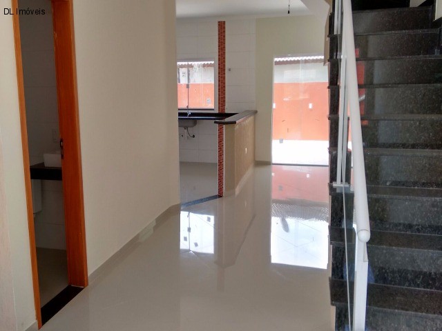 Sobrado à venda com 3 quartos, 150m² - Foto 1