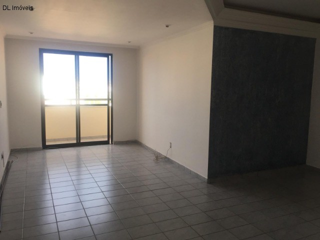 Apartamento à venda com 3 quartos, 98m² - Foto 13