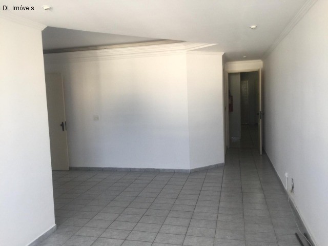 Apartamento à venda com 3 quartos, 98m² - Foto 20