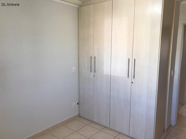 Apartamento à venda com 2 quartos, 60m² - Foto 3