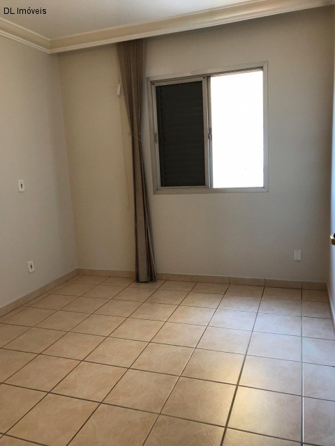 Apartamento à venda com 2 quartos, 60m² - Foto 5