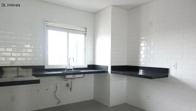 Apartamento à venda com 4 quartos, 215m² - Foto 6