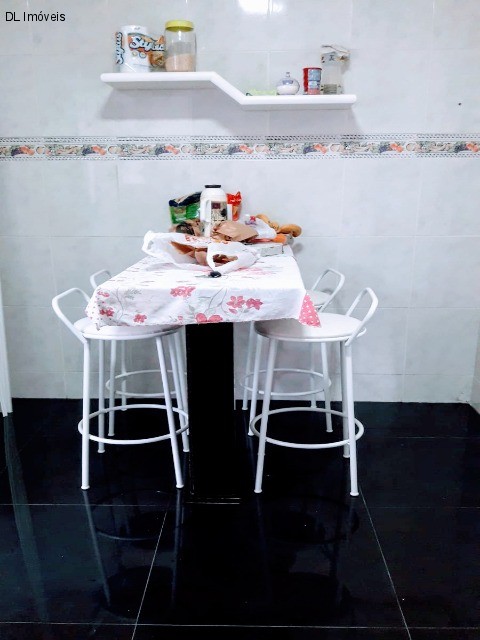 Apartamento à venda com 3 quartos, 100m² - Foto 4