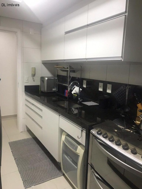 Apartamento à venda com 4 quartos, 150m² - Foto 3