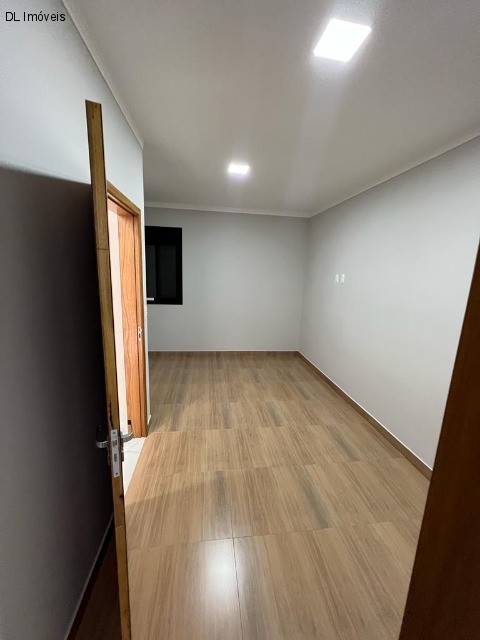 Casa à venda com 3 quartos, 150m² - Foto 17