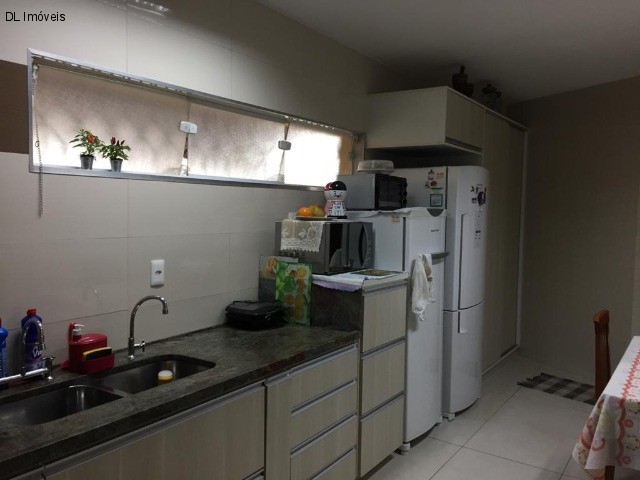 Sobrado à venda com 3 quartos, 351m² - Foto 21