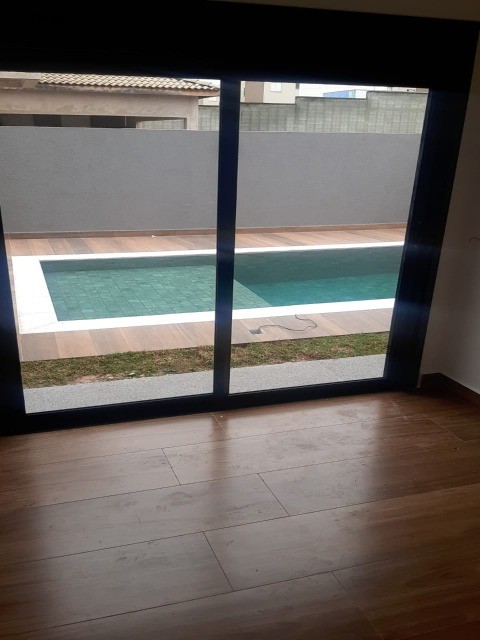 Casa à venda com 3 quartos, 300m² - Foto 5